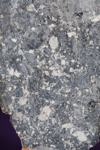 Meteorites:Palasites, FROM THE FAR SIDE OF THE MOON, THE FOURTH LARGEST PIECE OF THEMOON: DAR AL GANI (DaG) 1058 . Lunar breccia - LUN .Li...