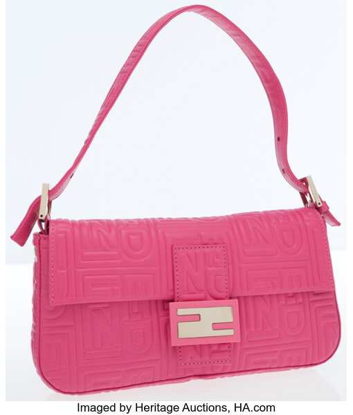 Baguette Medium Leather Shoulder Bag in Pink - Fendi