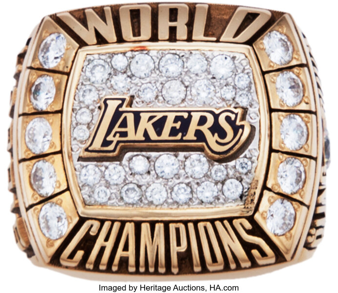 Los Angeles Lakers 2000 NBA Championship Ring, Sports Memorabilia, Part  II, Streetwear & Modern Collectibles