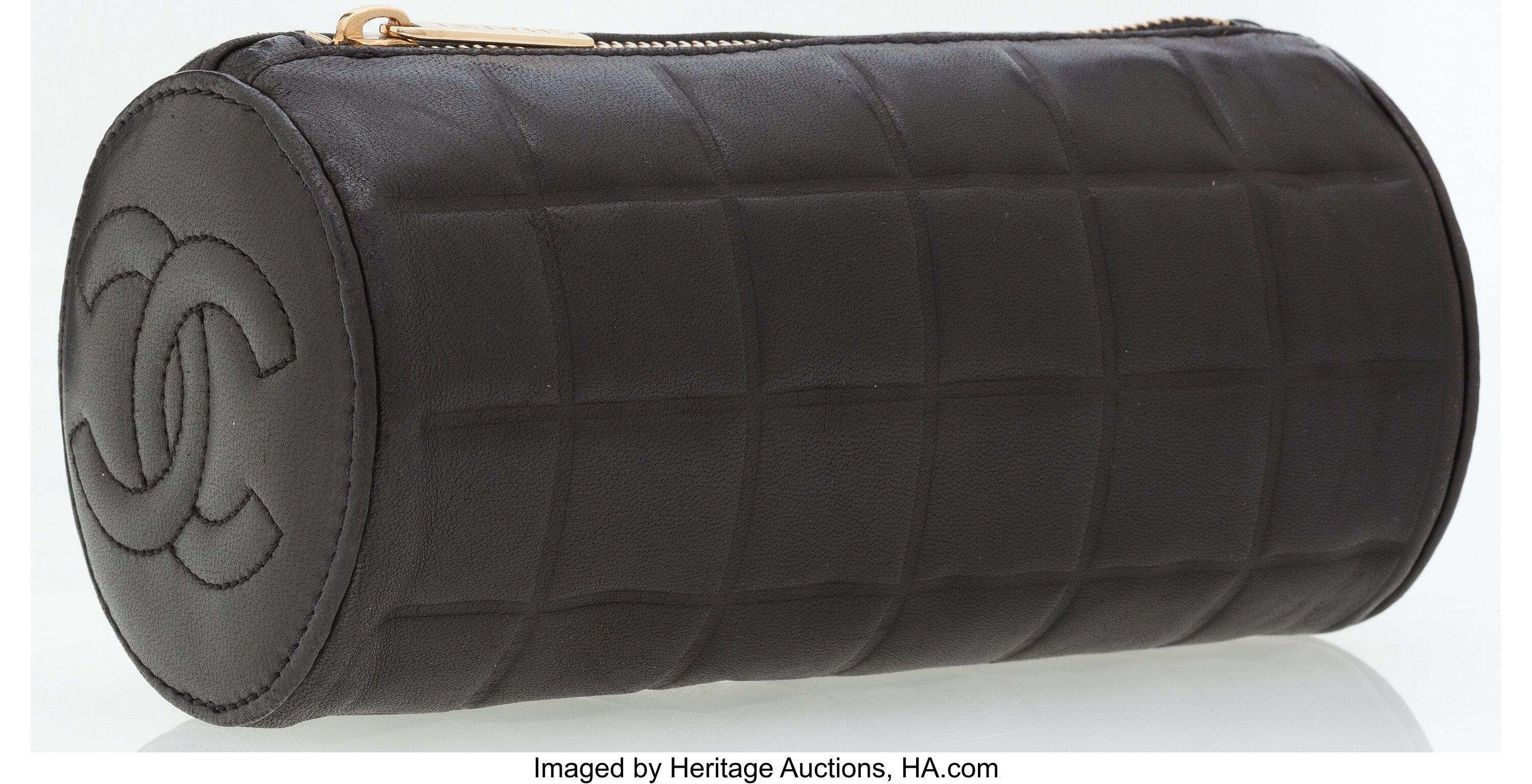 At Auction: Chanel Vintage Black Quilted Calfskin CC Logo Vanity Bag