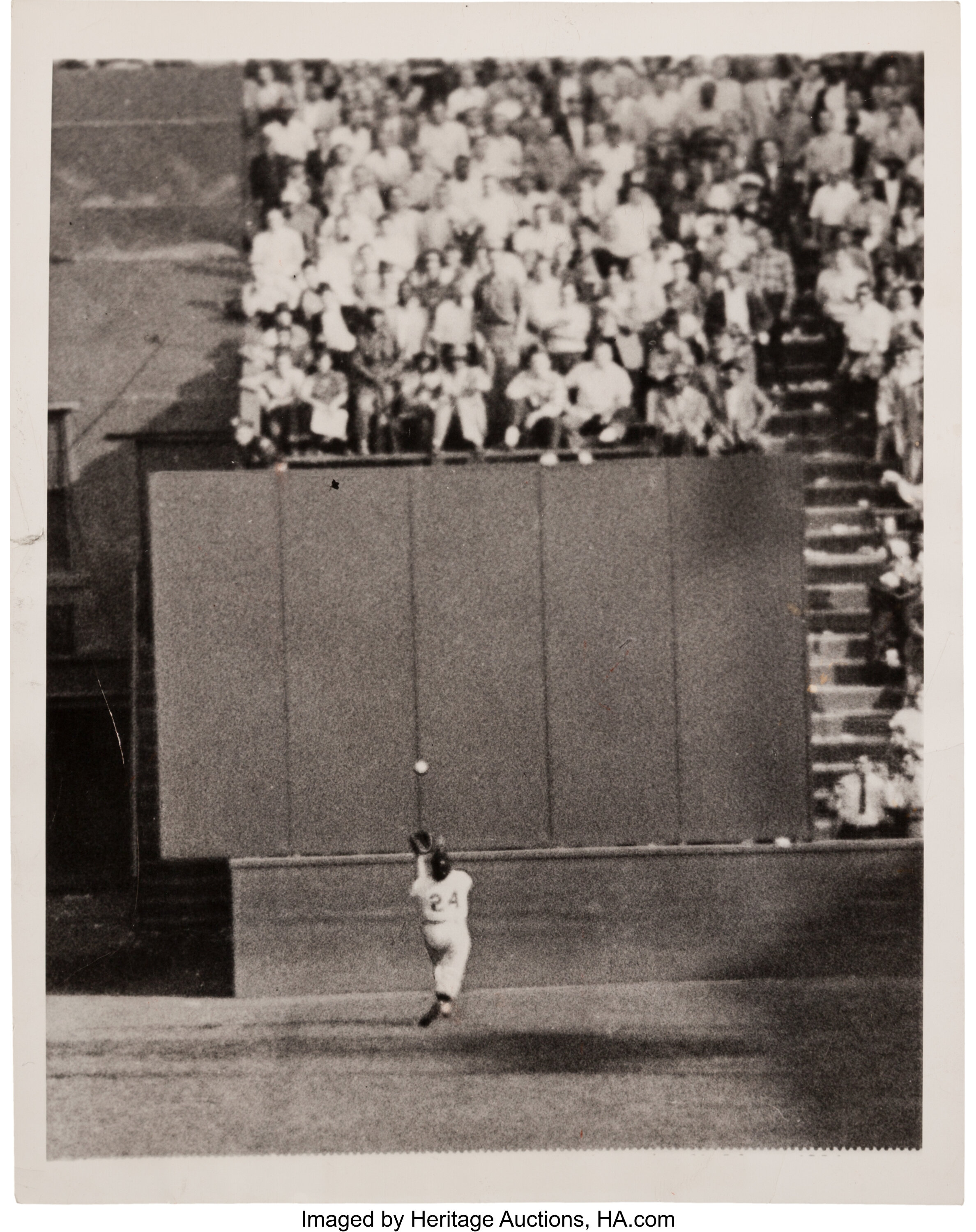 Photo at Auction Shows Different Look at Mays' Famous Catch