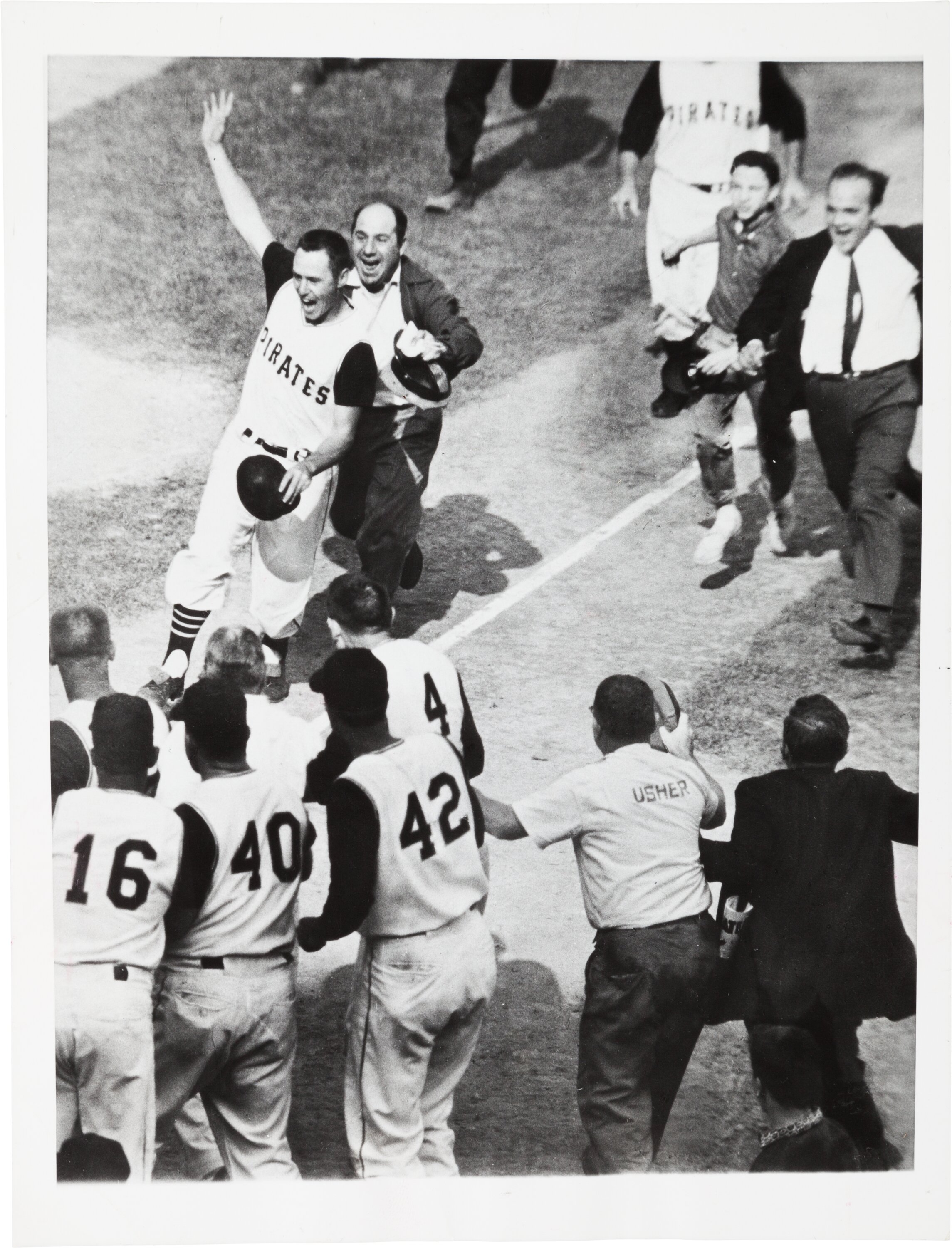 Bill Mazeroski Autographed 16x20 1960 GW WS Home Run Celebration Photo –  The Jersey Source