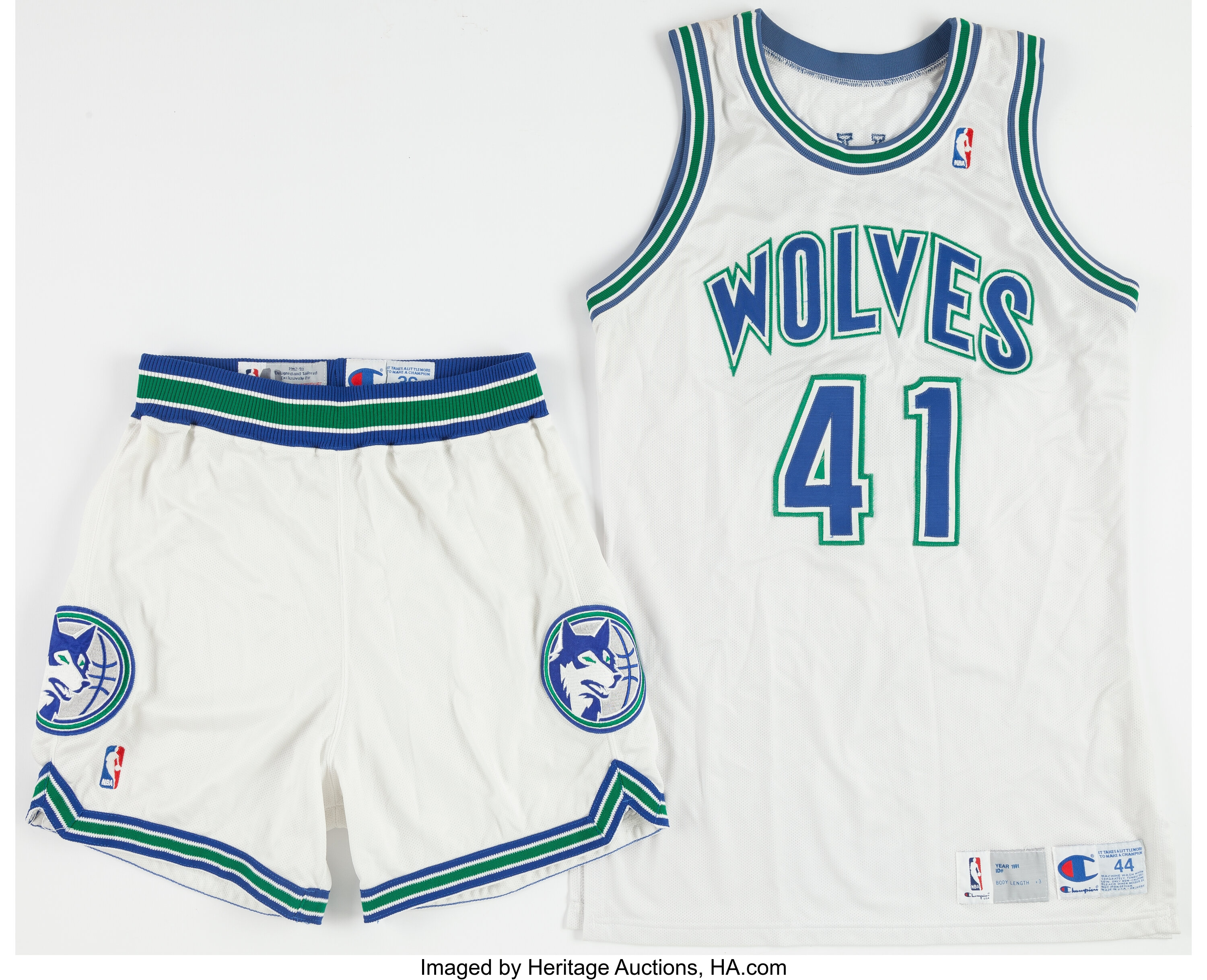 minnesota timberwolves jersey shorts