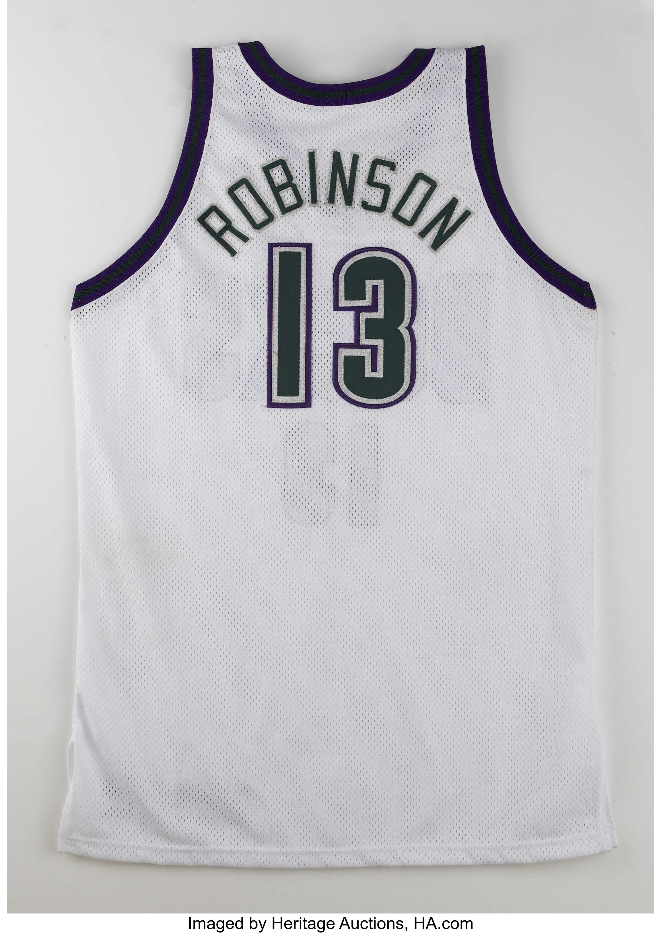 Lot Detail - 2001-02 Glenn Robinson Milwaukee Bucks Signed Game Worn Home  Jersey (MEARS LOA/JSA)