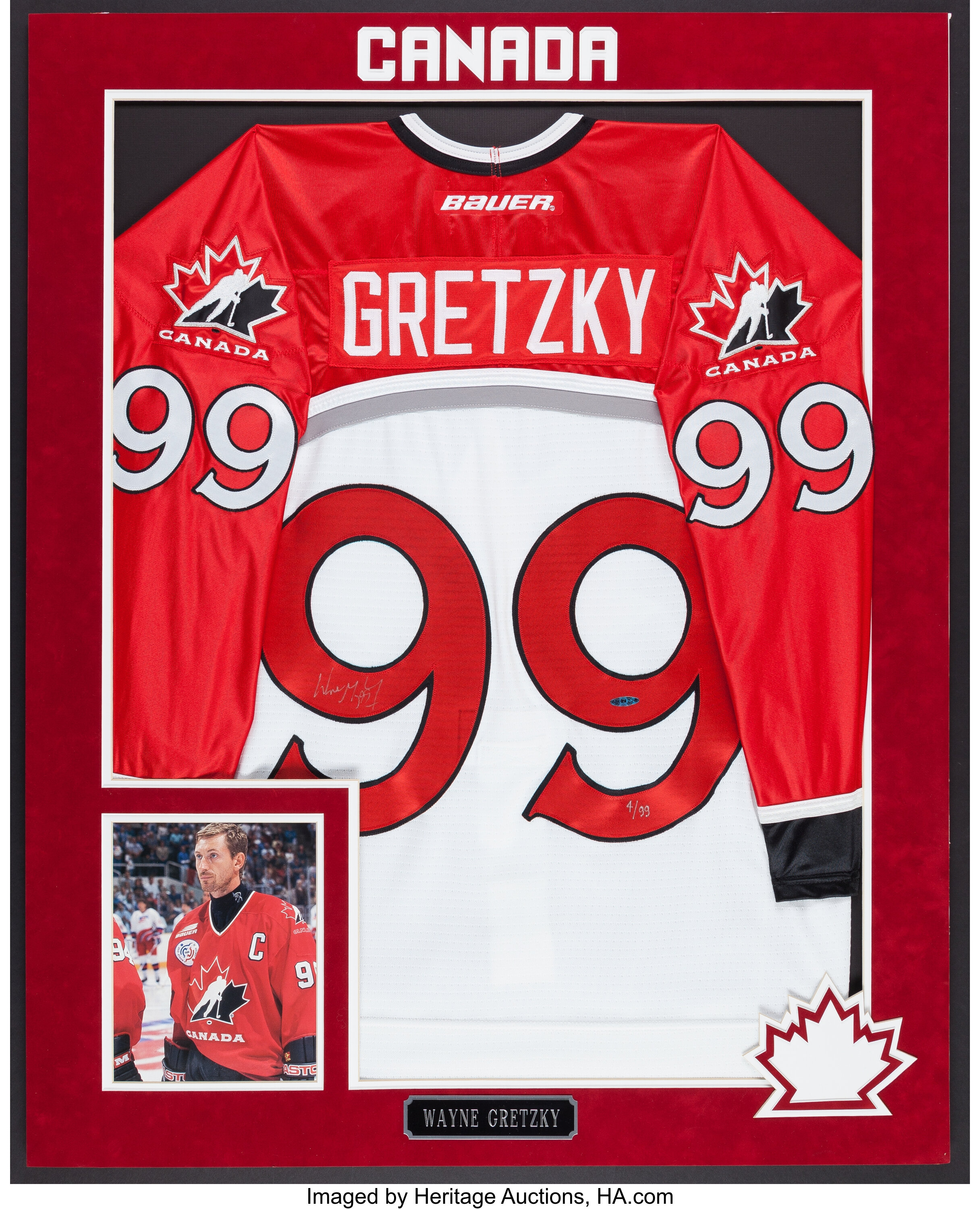 Wayne Gretzky Signed Team Canada Jersey (Beckett LOA)