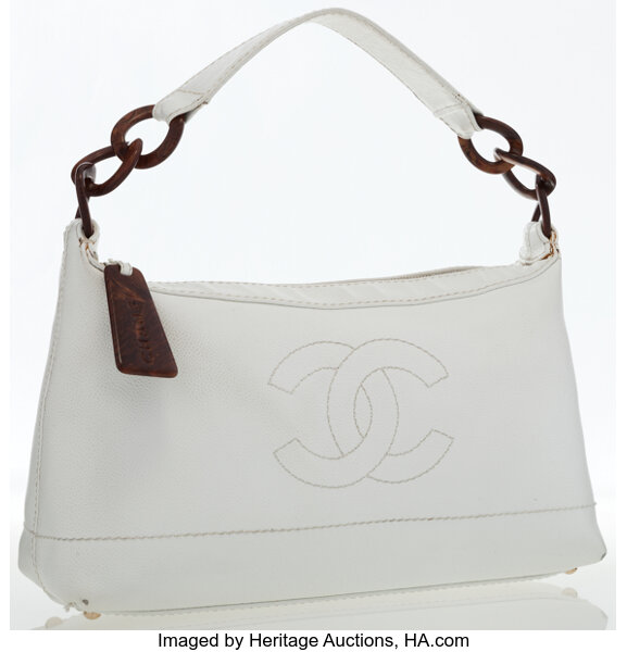 Chanel White Caviar Leather Sac Divers Hobo Bag.  Luxury, Lot #20028