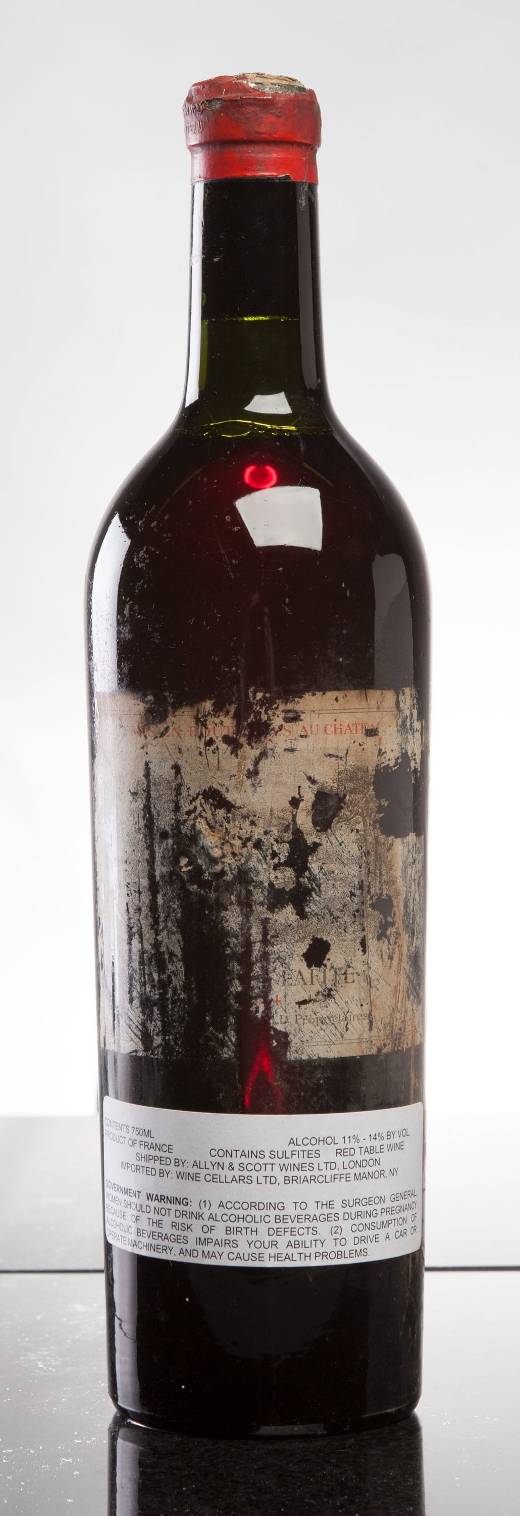 Chateau Lafite Rothschild 1934 . Pauillac. ts, tal-mostly missing