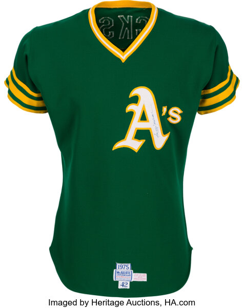 Lot - REGGIE JACKSON SIGNED OAKLAND A'S JERSEY