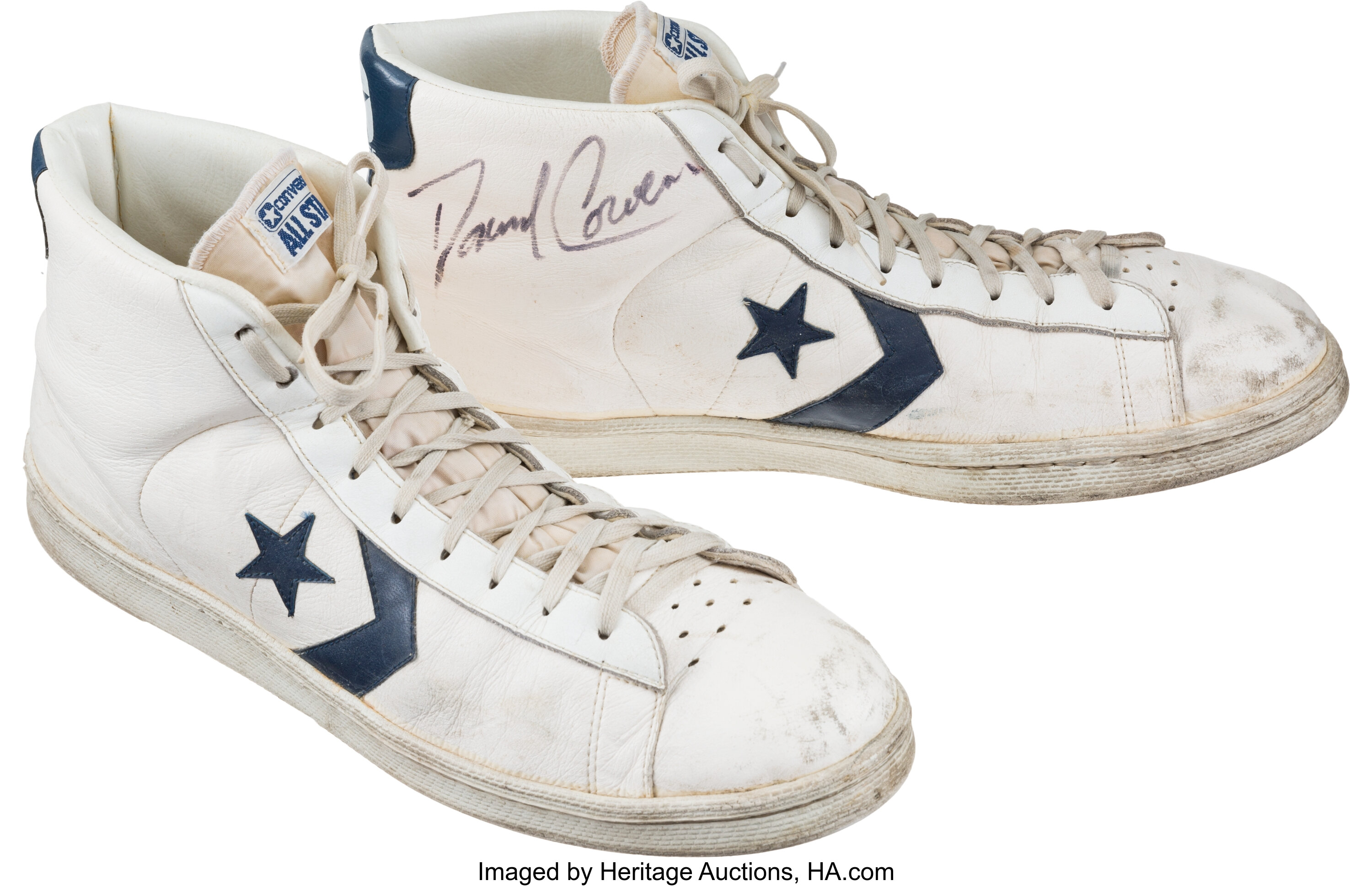 Lot Detail - 1982-83 Dave Cowens Milwaukee Bucks Signed Game Worn Converse  Sneakers (MEARS LOA)