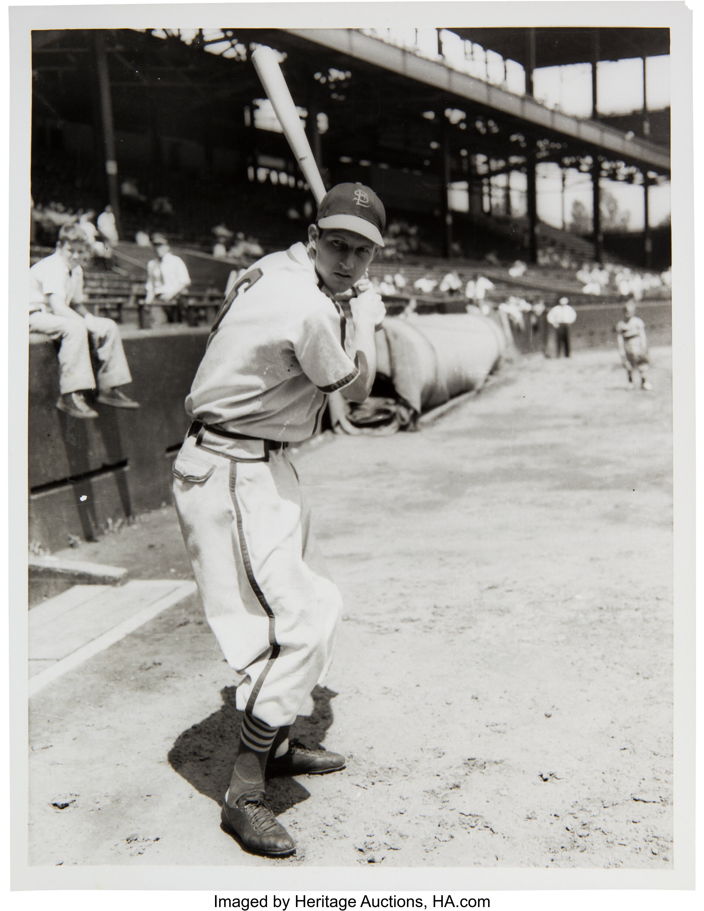 Stan Musial on the baseball field (1949) - Photographic print for sale