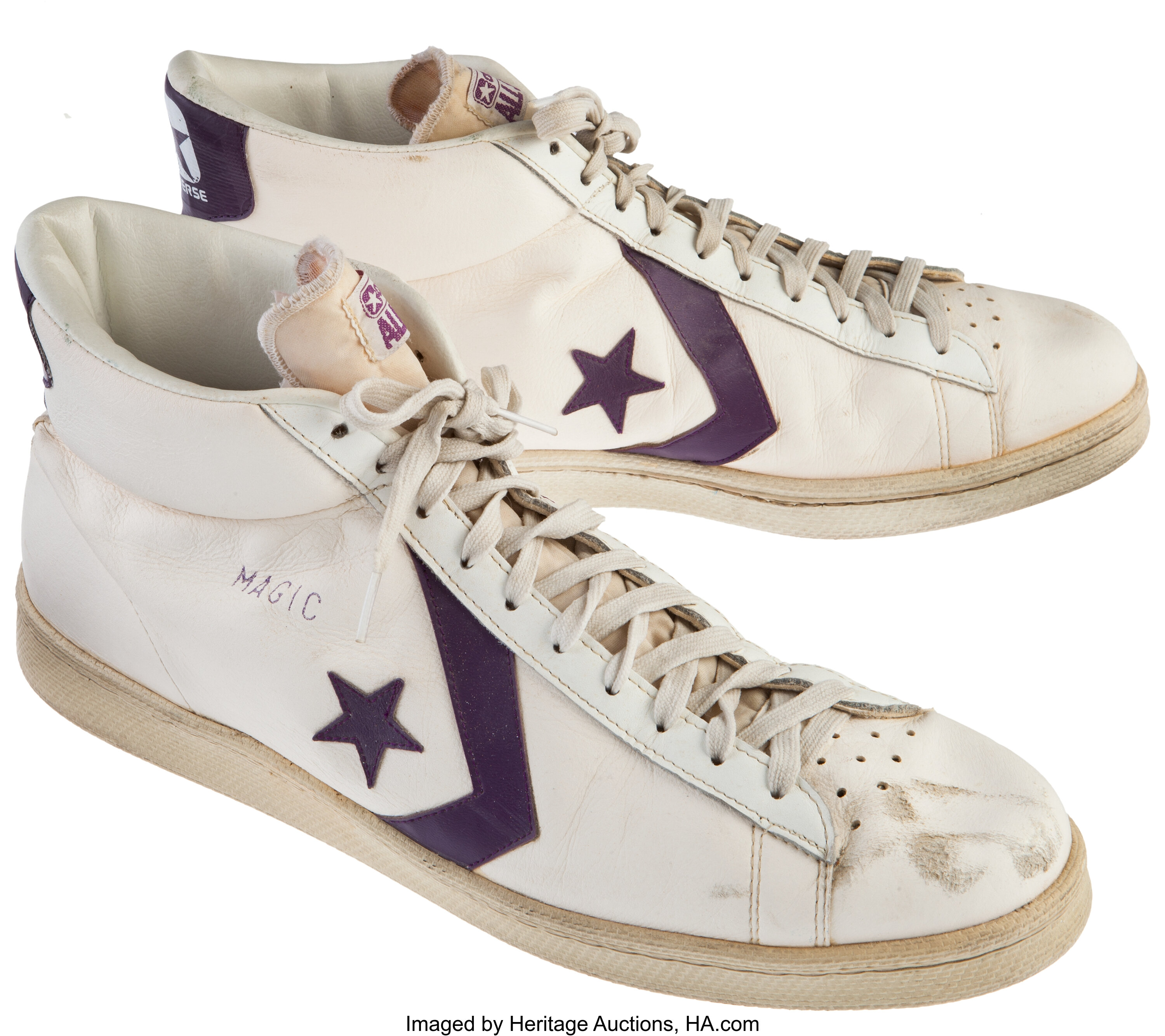 magic johnson wearing converse