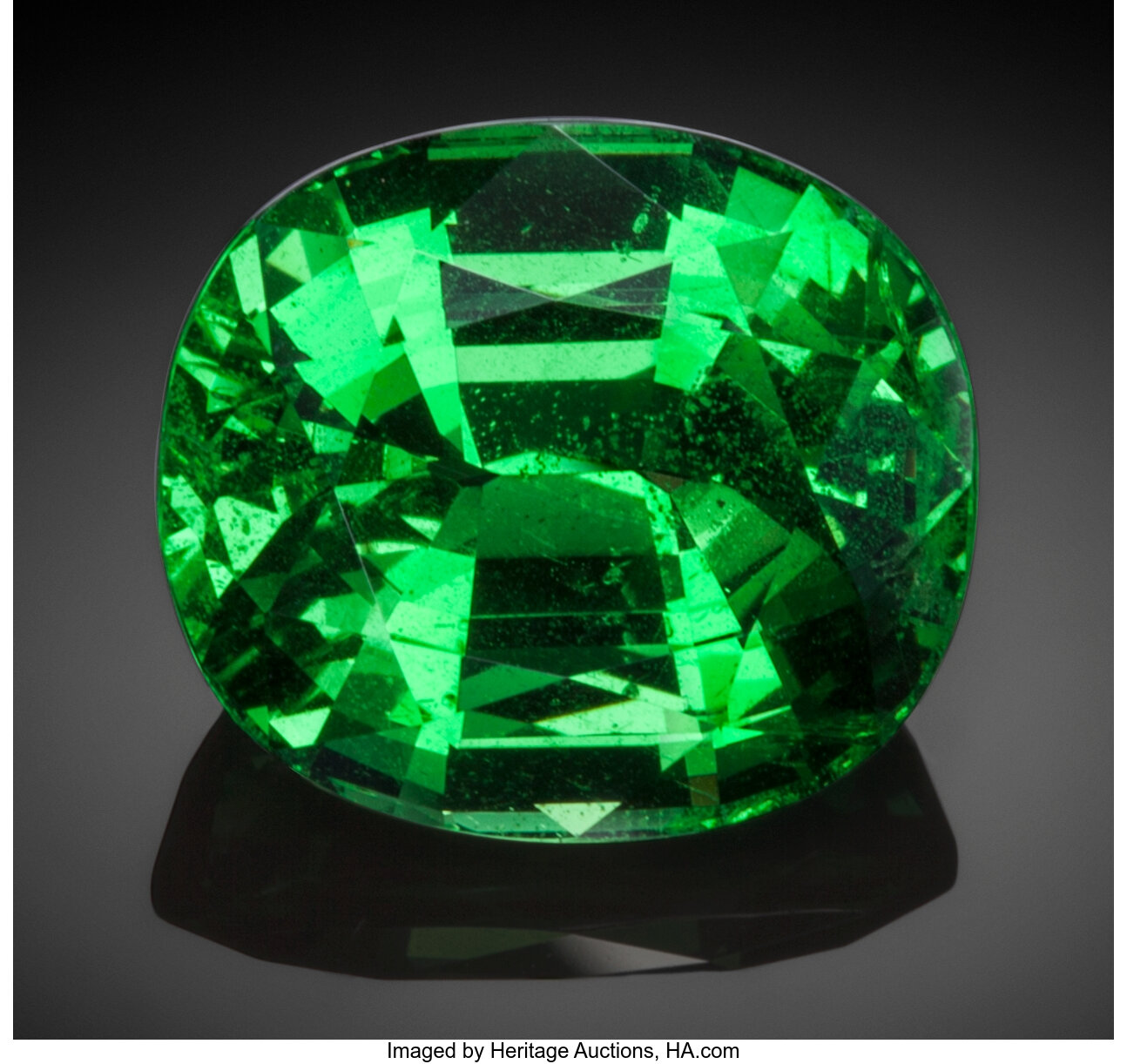 Garnet Tsavorite. 0.11 cts. Tsavorite Mine, Gogogogo Township