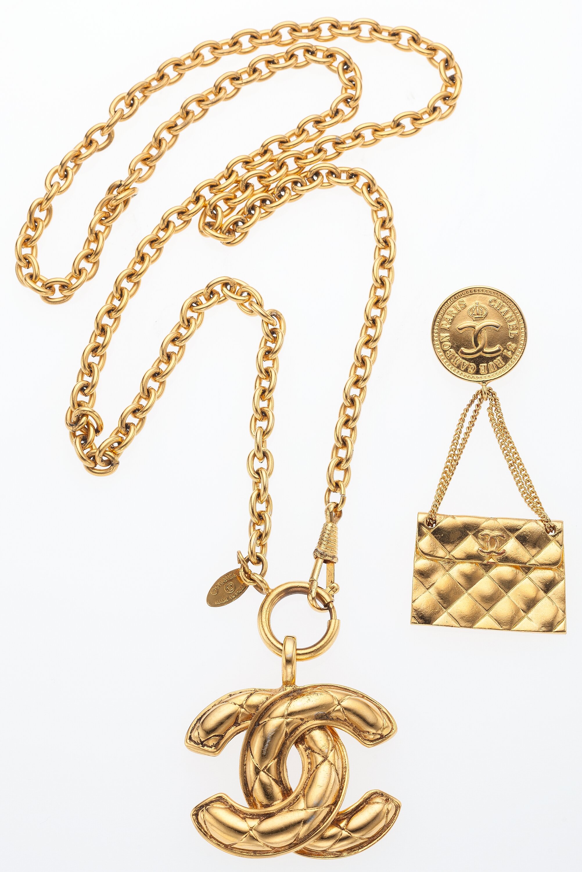 Chanel necklace Golden Gold-plated ref.253451 - Joli Closet