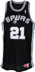 1998-99 Tim Duncan Game-Worn San Antonio Spurs Jersey (from First NBA  Championship Season)