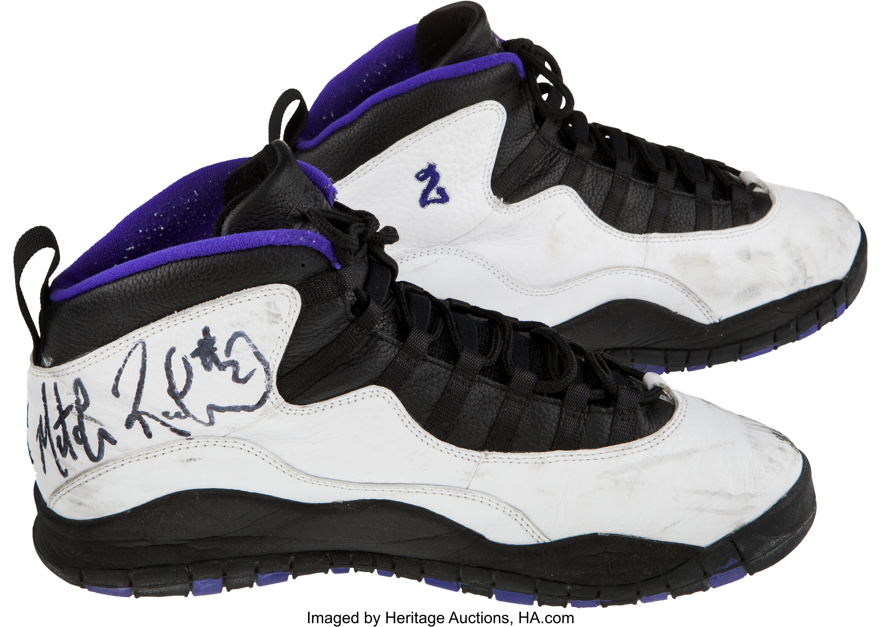 Lot Detail - Mitch Richmond Game-Used & Dual Autographed Sneakers (JSA •  Sourced From Former NBA Ball Boy)