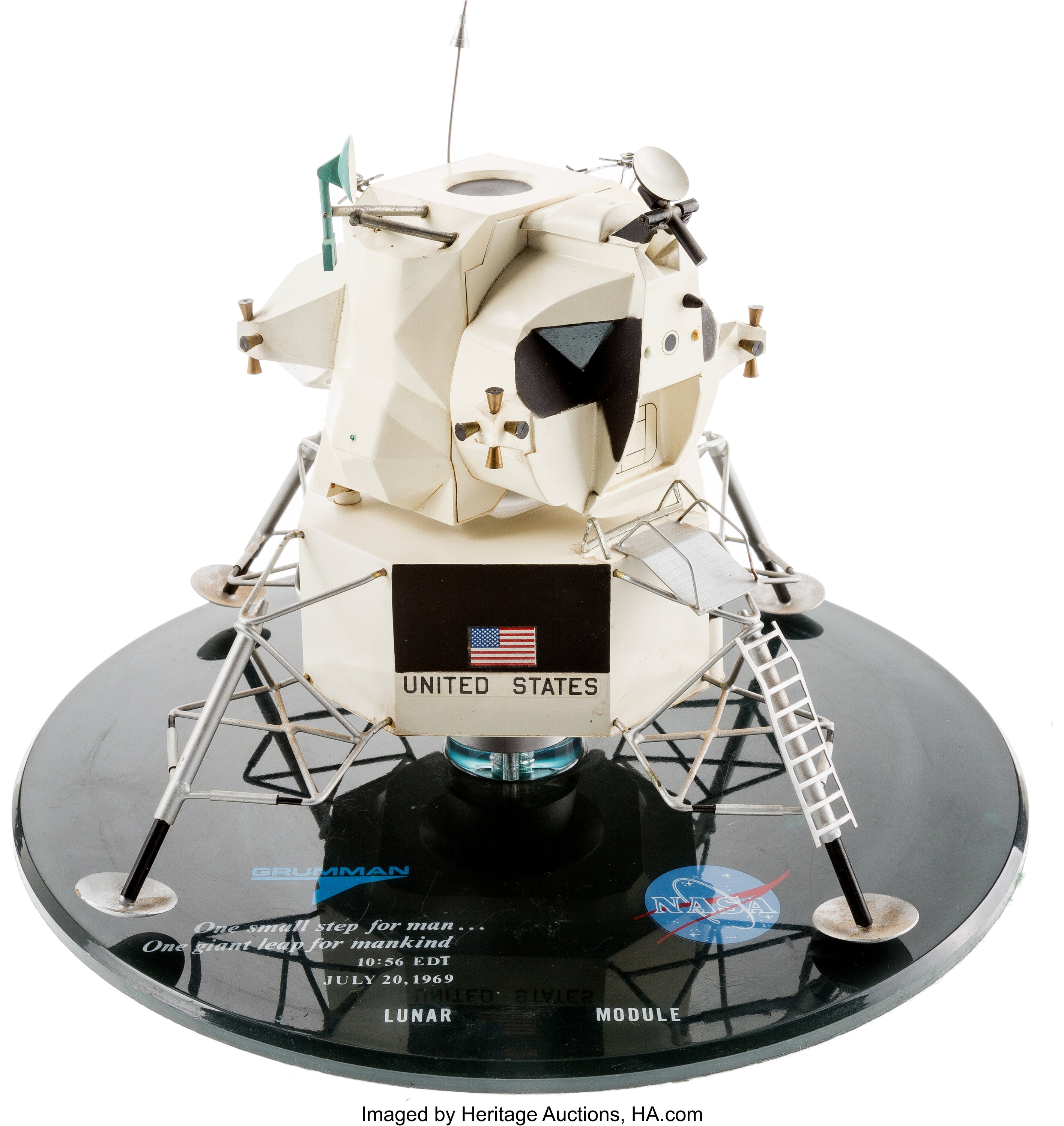 Apollo 11 Lunar Module Grumman Contractor S Model On Base Lot 558 Heritage Auctions