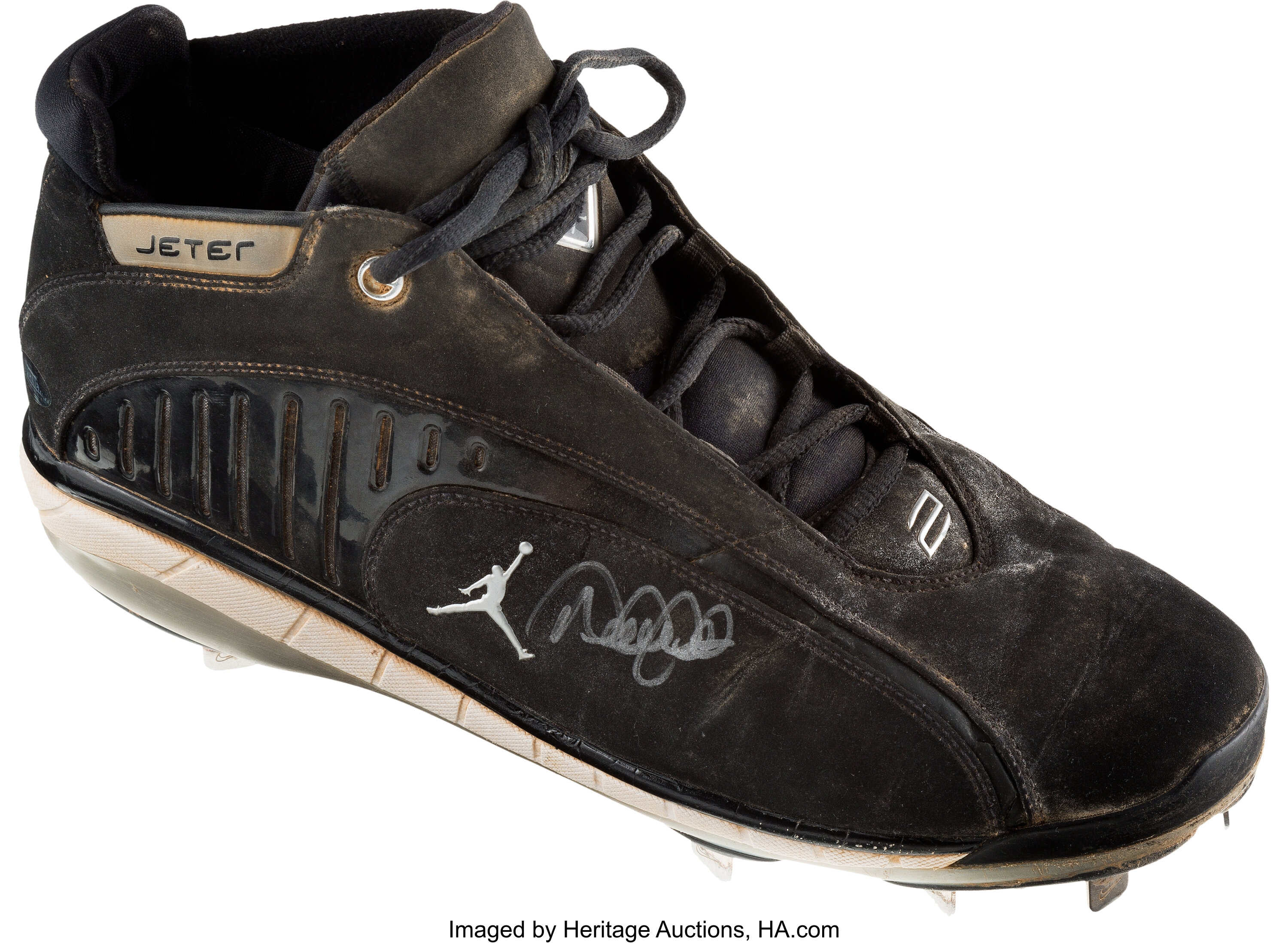 Derek Jeter's Commemorative Jordan Cleats for Final All-Star Game