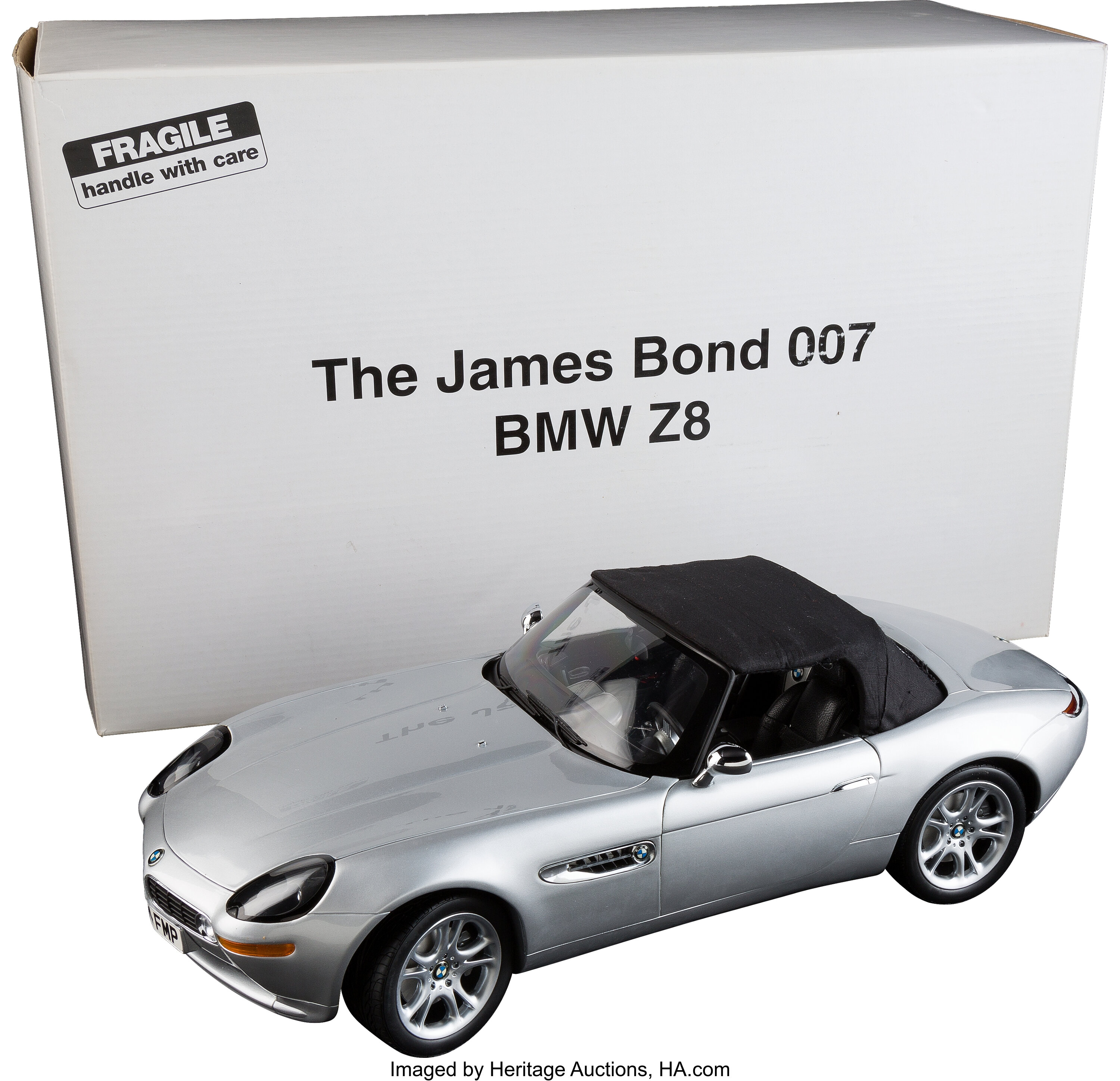 The World is Not Enough - Kyosho Die-Cast BMW Z8 Collectible | Lot