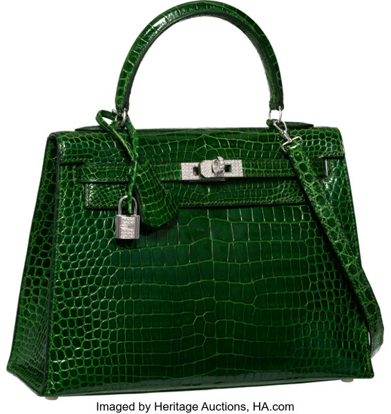 Street Snaps: Hermes Birkin Bag in Emerald