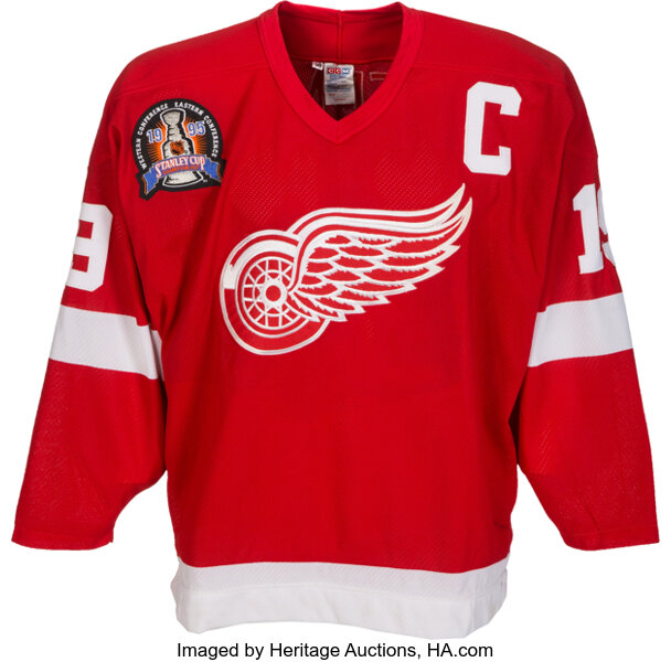 Detroit Red Wings - Stanley Cup Spinner NHL Keychain :: FansMania