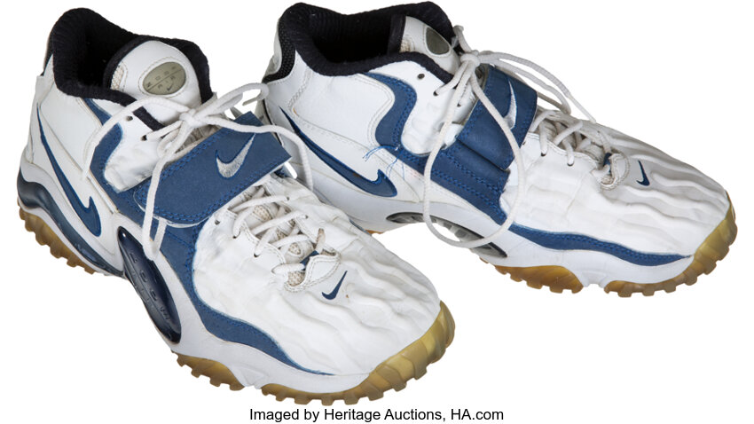 You can now buy Barry Sanders' limited edition throwback shoes - Pride Of  Detroit