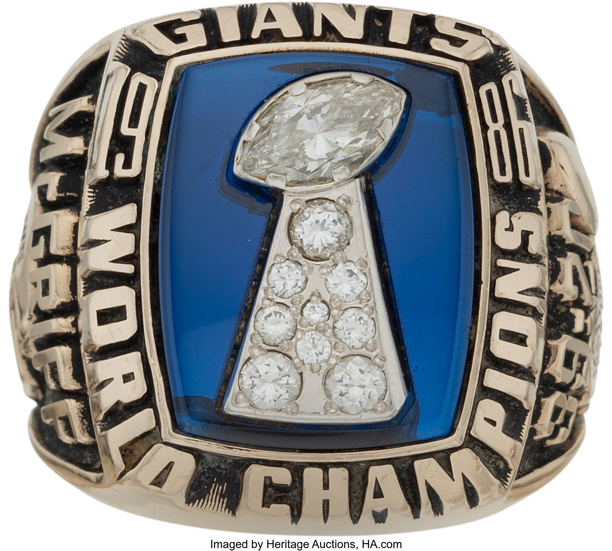 A Giant Night: Players get Super Bowl Rings!