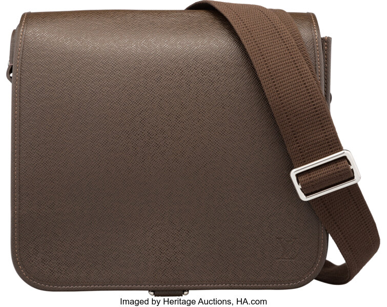 Taiga Andrei Messenger Bag – LuxUness