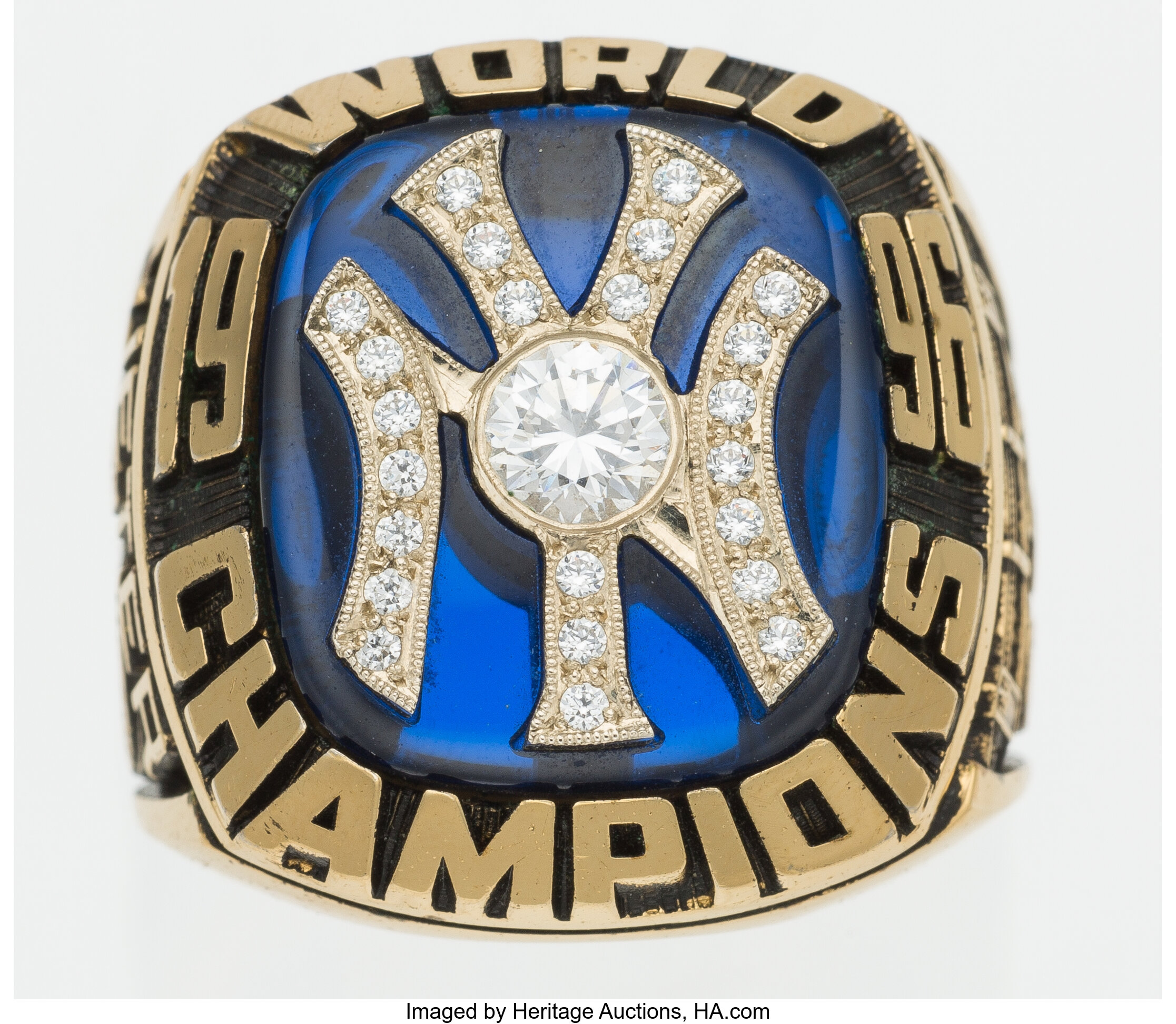 Derek Jeter rings found in Indy, if real worth $169,500