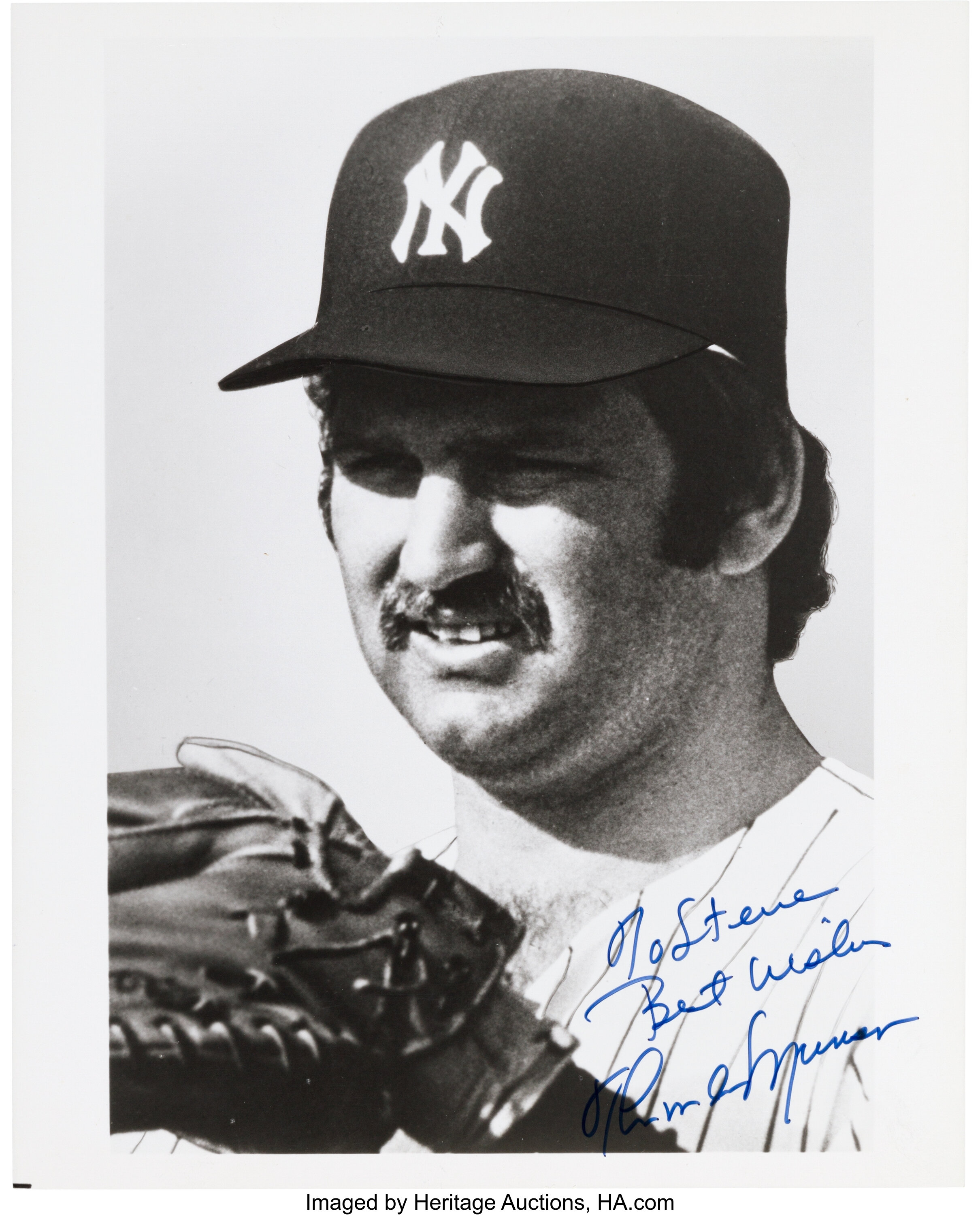 At Auction: Yankees Team Signed Balls All Featuring Thurman Munson