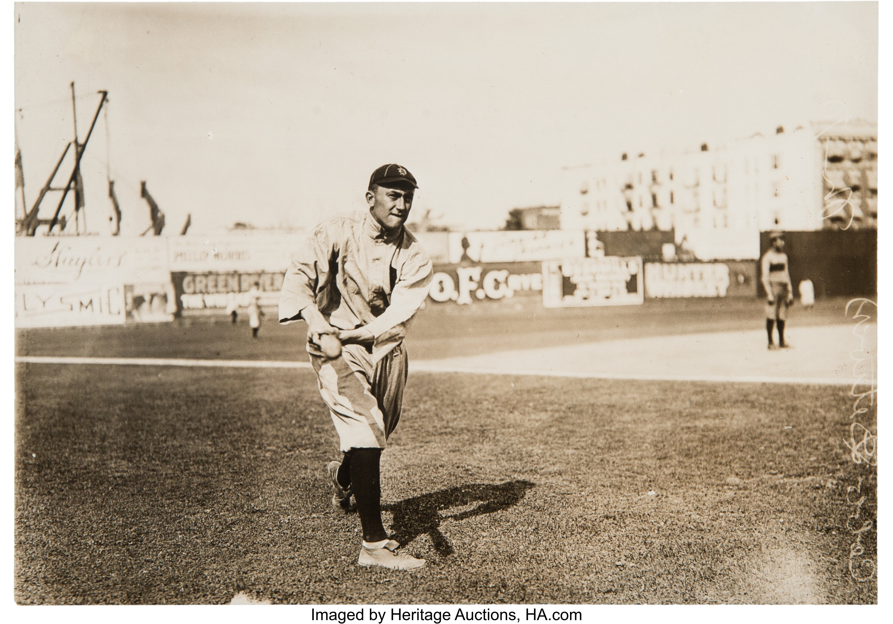 Historic 1910-14 Ty Cobb bat highlights Heritage Fall auction - Sports  Collectors Digest