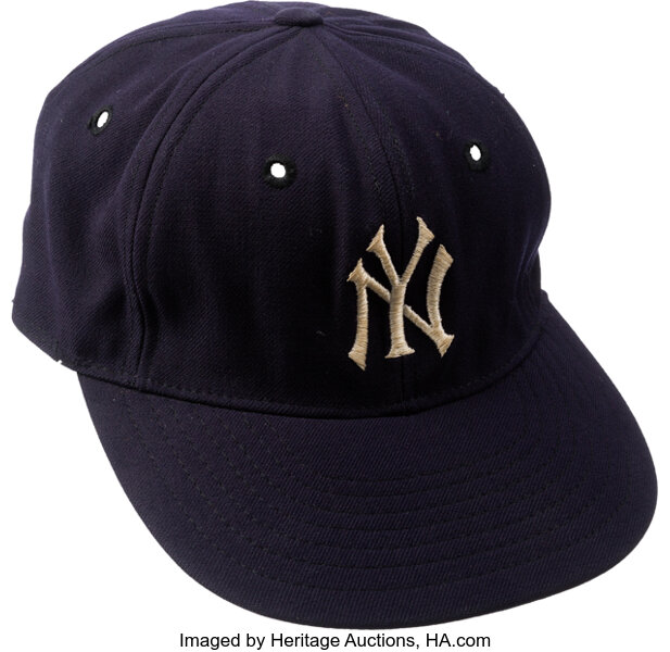 A 1958 game-worn Mickey Mantle jersey sells for record $4.68 million at  auction [Video]