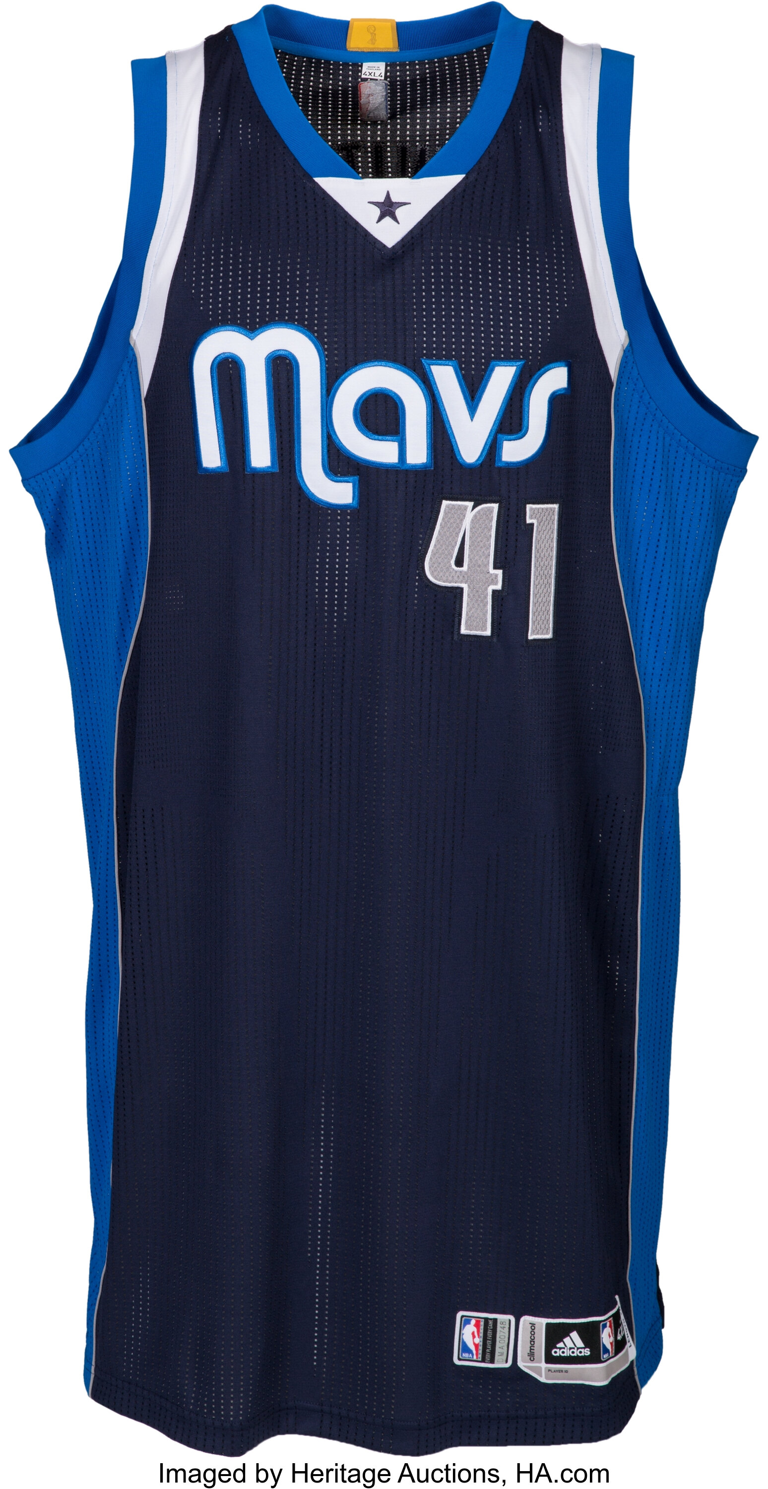 Dirk Nowitzki - Dallas Mavericks - Game-Worn Navy Alternate Jersey -  2015-16 NBA Season - Dressed, Did Not Play