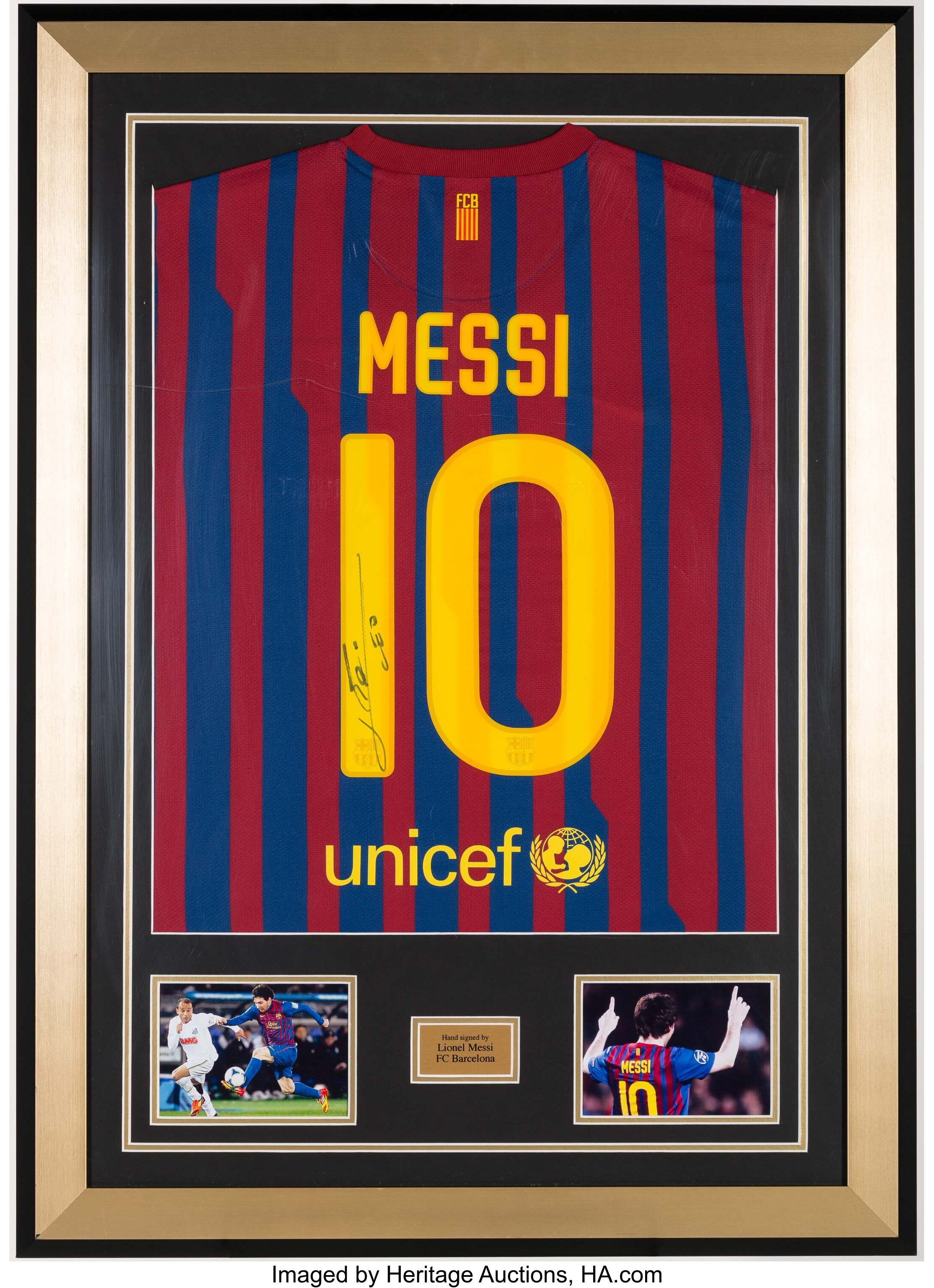 Lionel Messi Signed Barcelona Custom Framed Jersey Display (Fanatics) (See  Description)