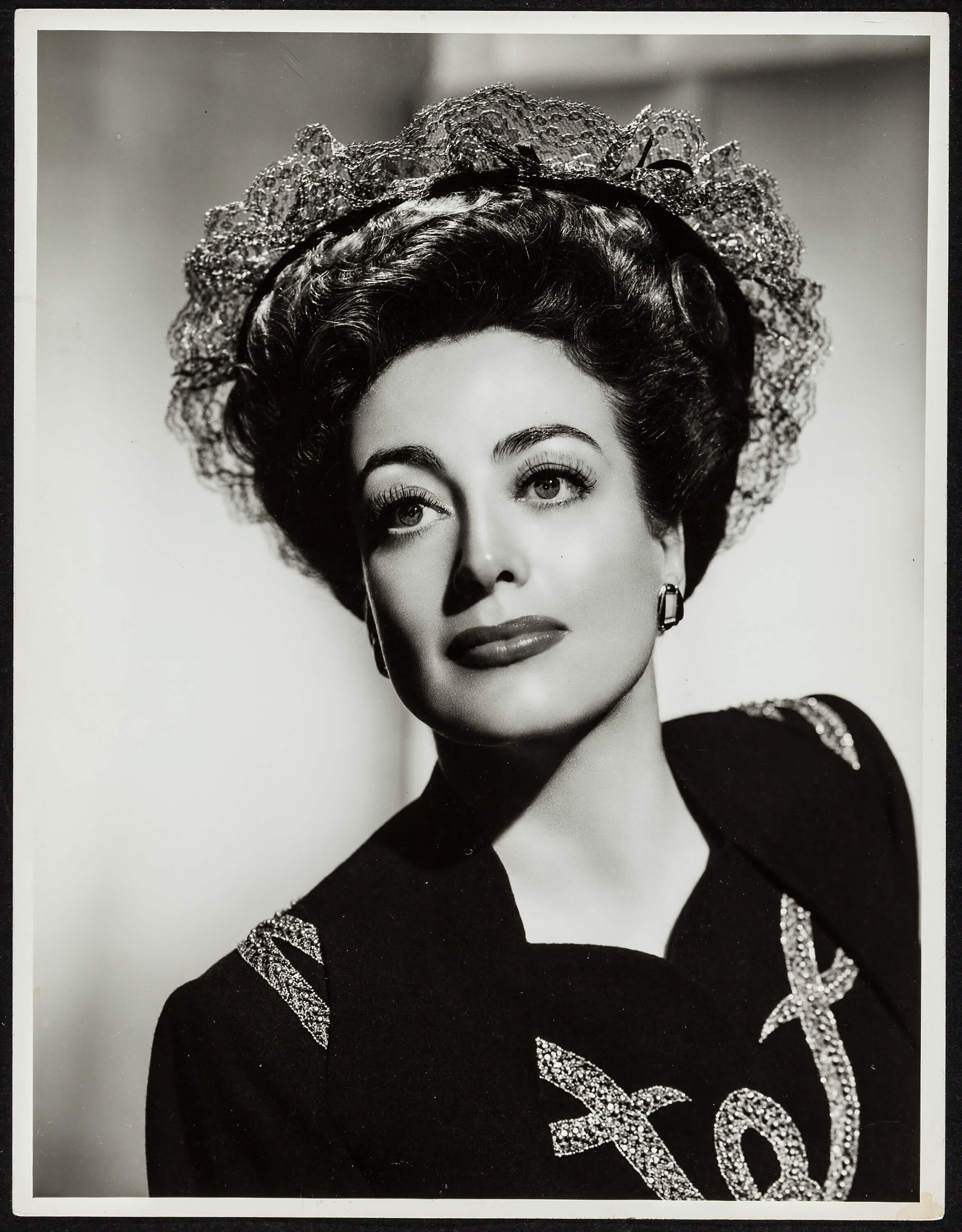 Joan Crawford In Reunion In France (mgm, 1942). Publicity Portrait 