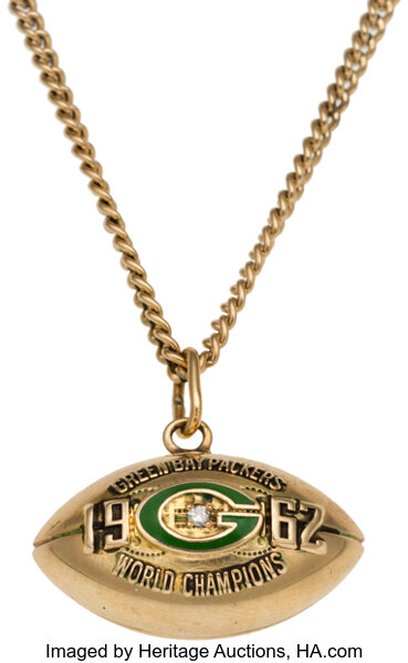 10K Gold Green Bay Packers Pendant with Logo