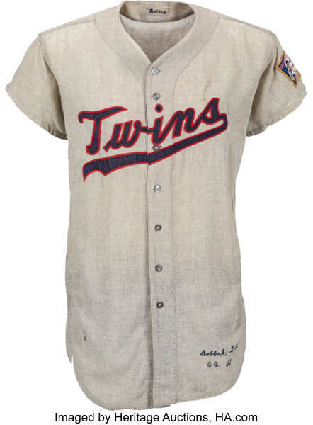 The Minnesota Twins revealed their new uniforms & logo 🔥 📷: @twins