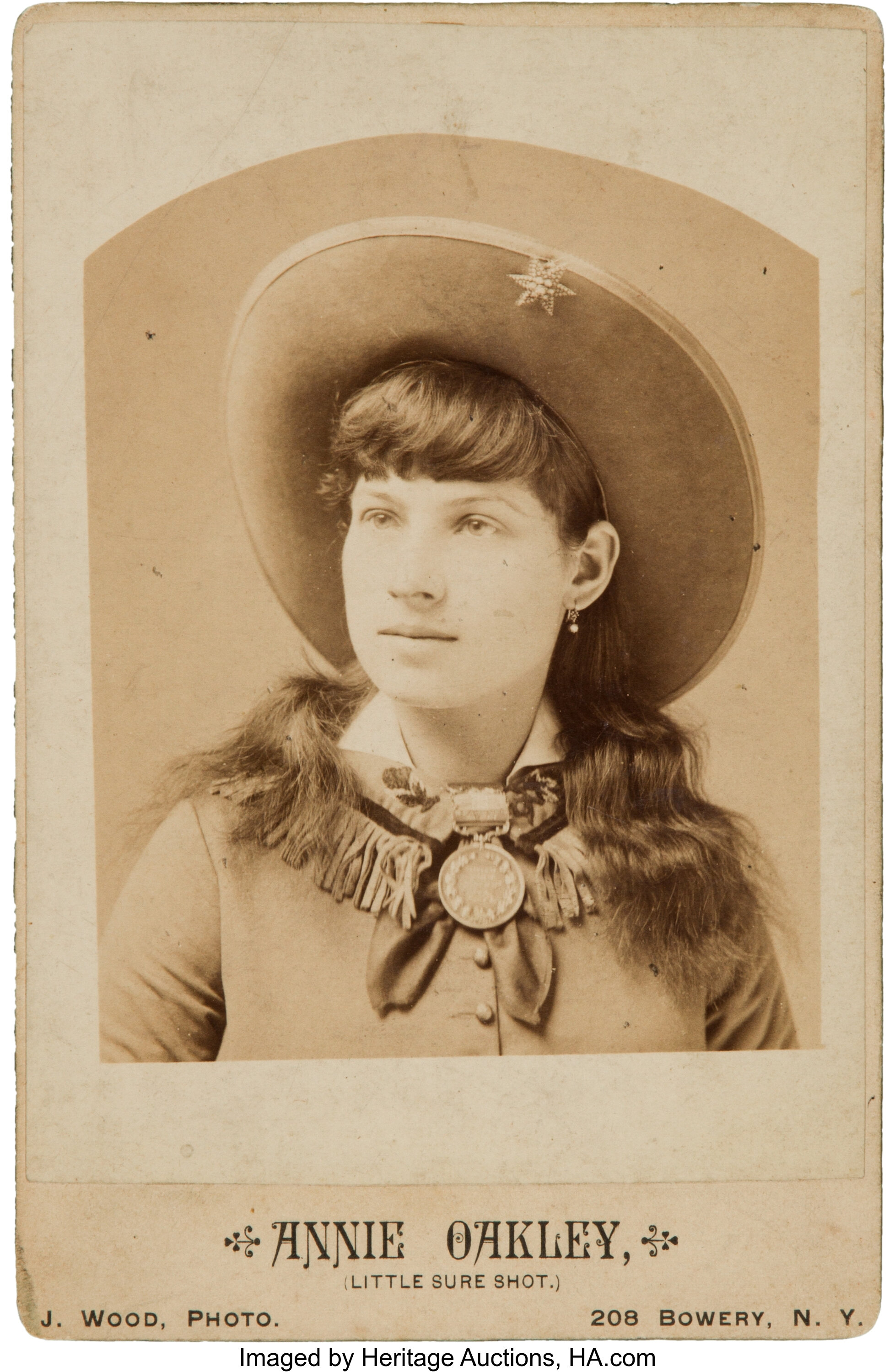 Annie Oakley: 