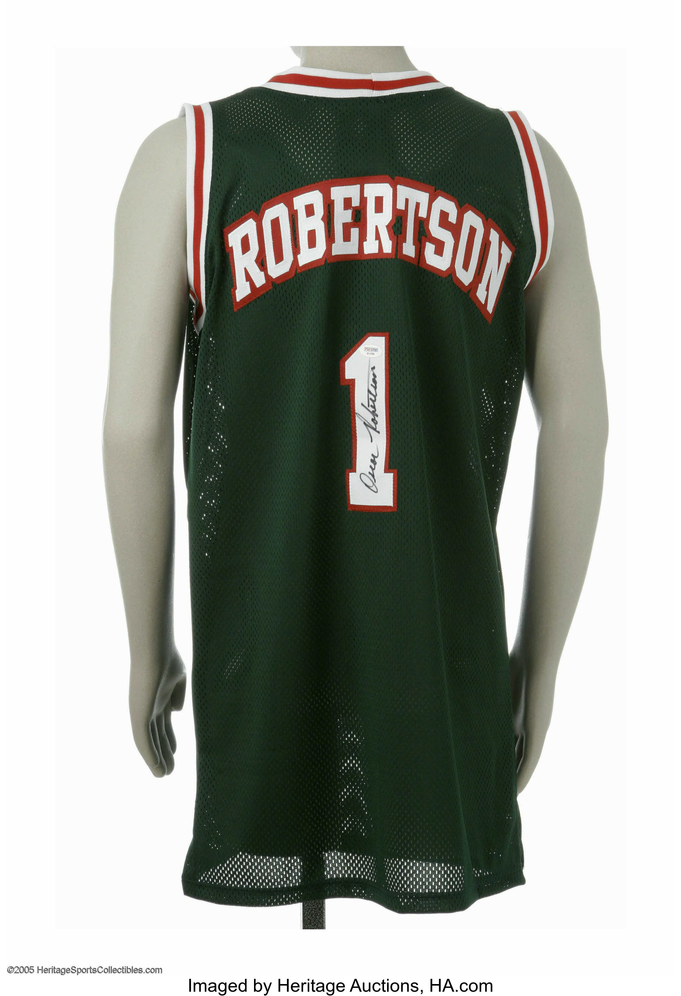 Oscar Robertson Signed Jersey (PSA COA)