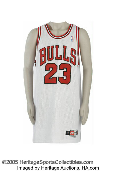 Michael Jordan Game-Worn '98 Finals Jersey Fetches Staggering $10 Mil At  Auction