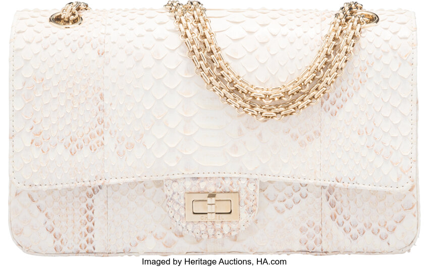 Handbag Chanel 2005 Calfskin 2.55 White Quilted 223060062