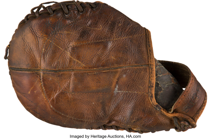 Lot Detail - Circa 1967 Mickey Mantle NY Yankees Game-Used First Baseman  Glove (PSA/DNA)