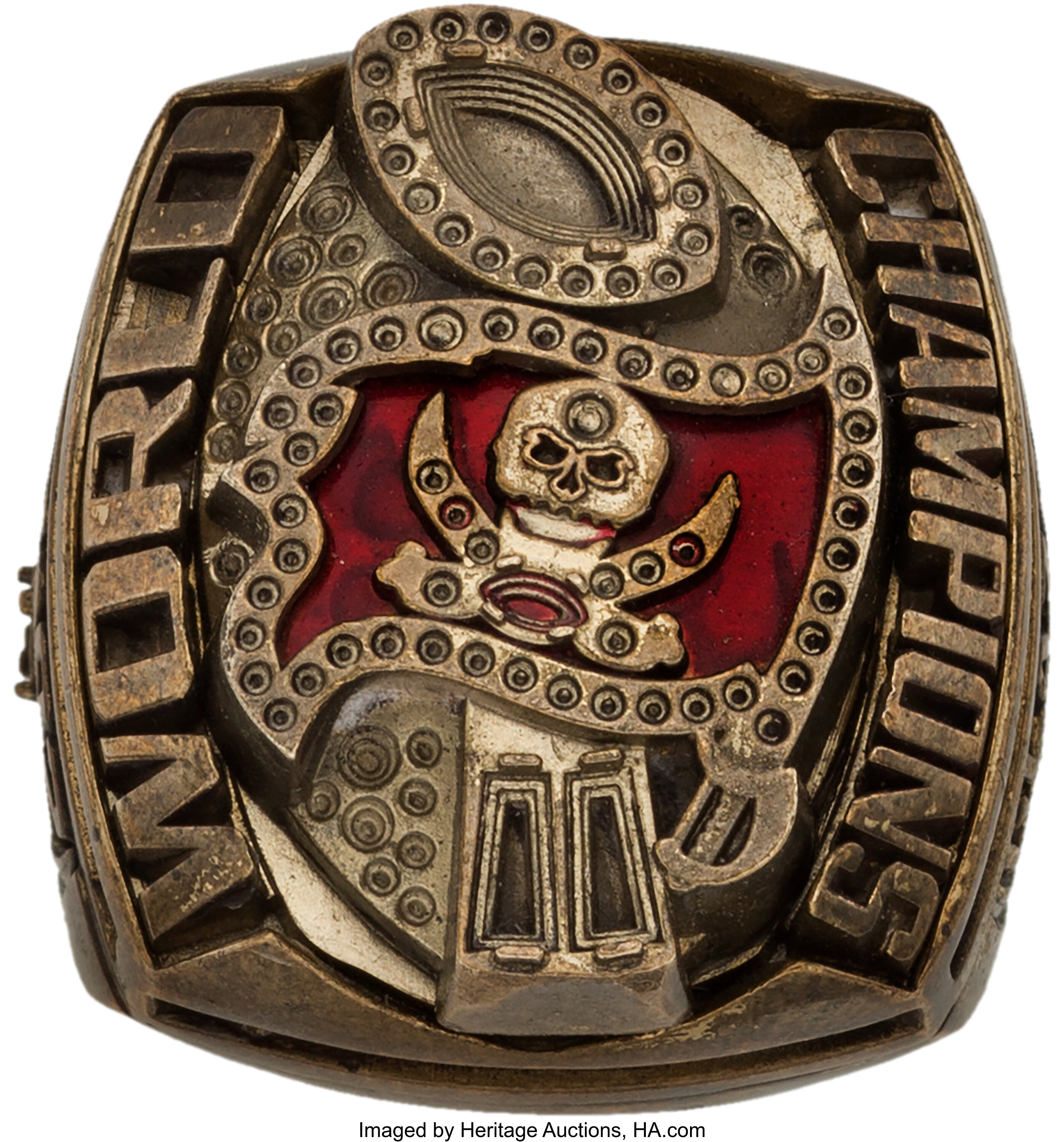 A singular Super Bowl ring for a singular Bucs championship