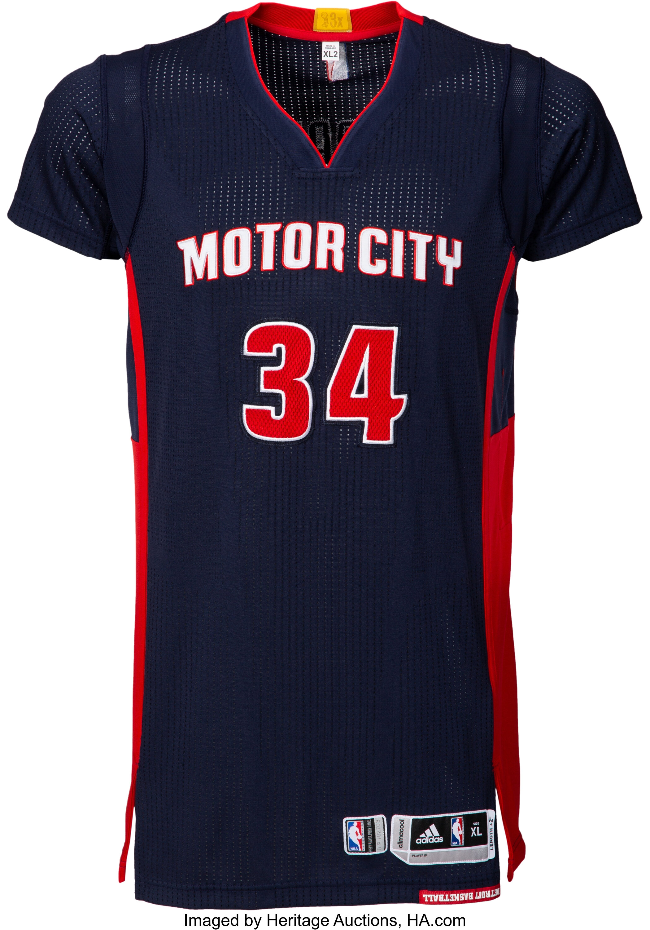 2014-15 Tobias Harris Game Worn Detroit Pistons Jersey. , Lot #50857