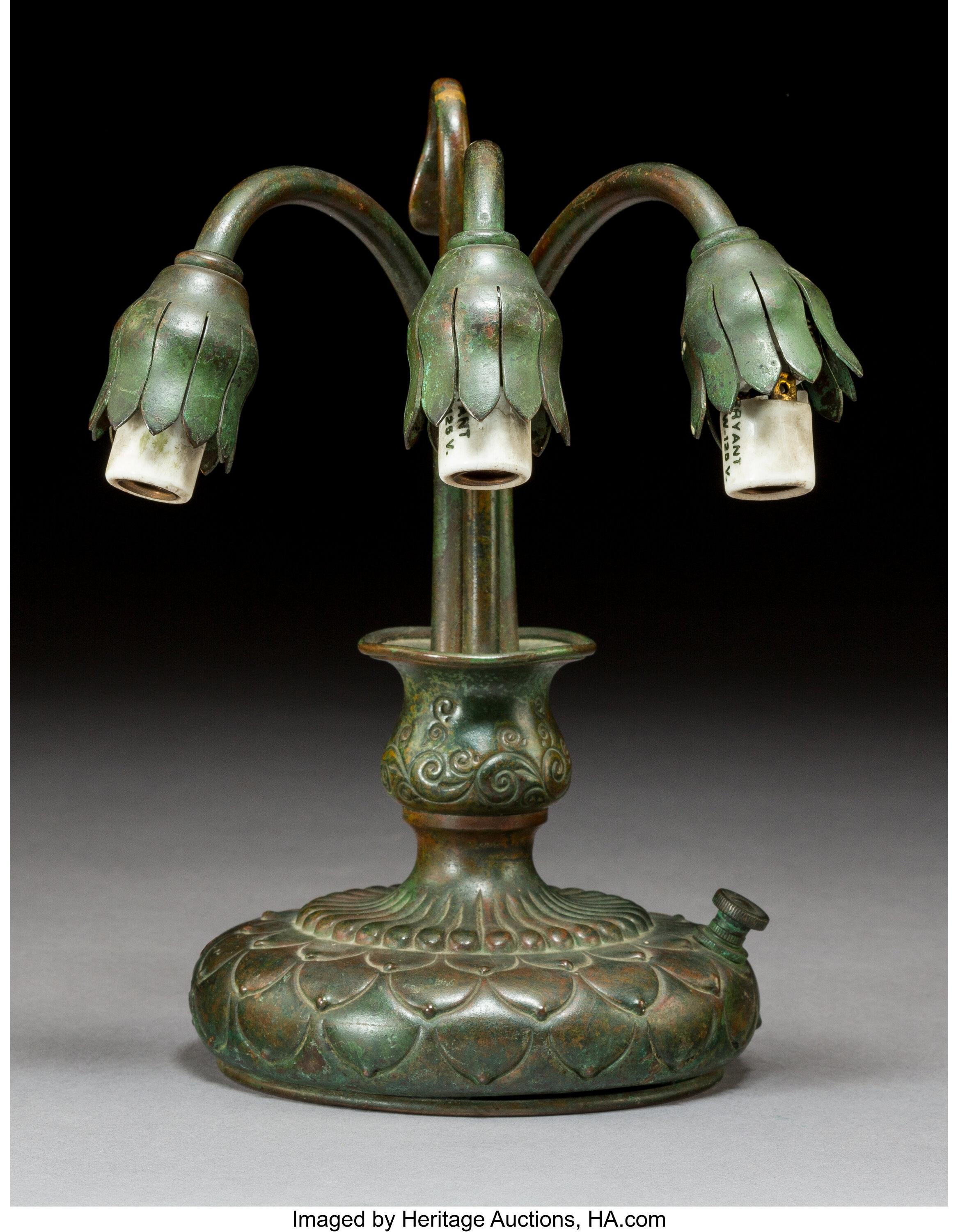 Lamp, 1915 - Louis Comfort Tiffany 
