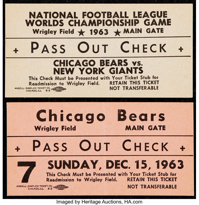 1963 NFL Championship Game (Giants vs. Bears). Y.A. Tittle passes