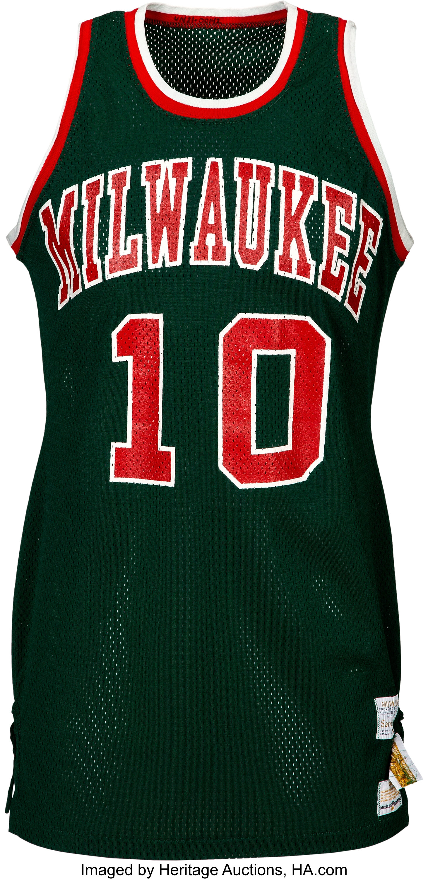 Milwaukee Bucks Home & Road Jersey History Photo Gallery