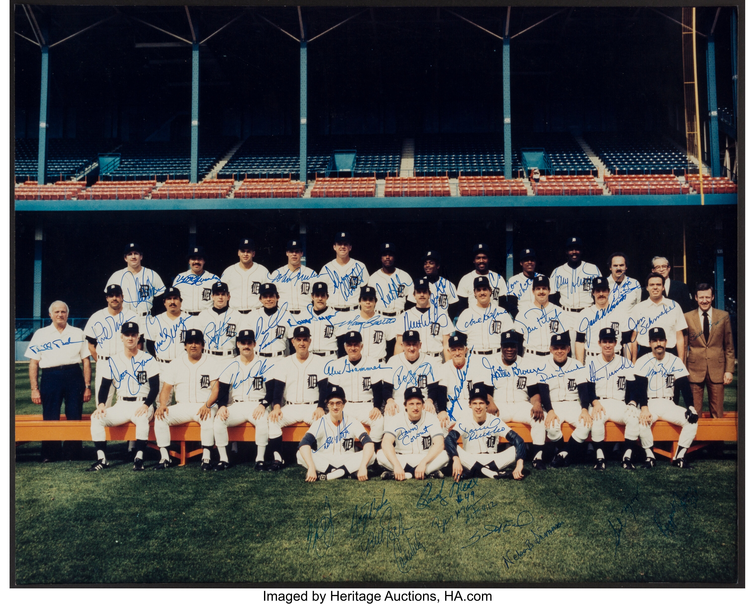 1984 Detroit Tigers Team Signed Oversized Photograph - World Series, Lot  #42084
