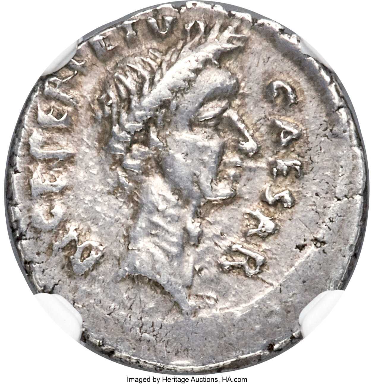 Ancients: Julius Caesar, as Dictator (49-44 BC). AR denarius (17mm