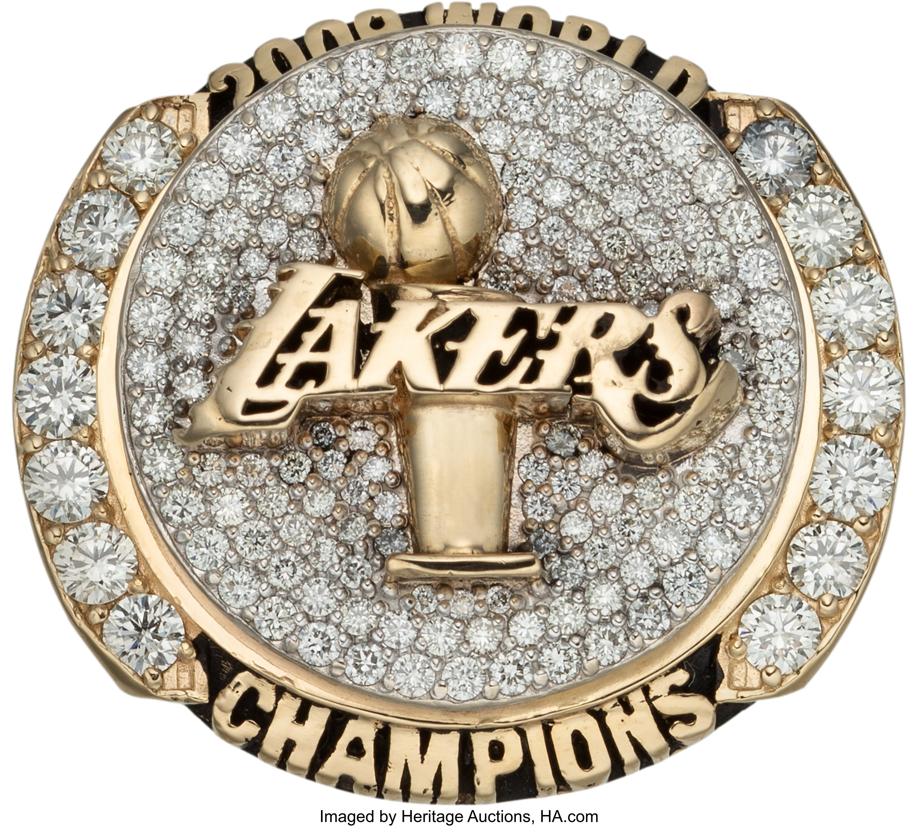 2009-los-angeles-lakers-nba-championship-ring-presented-to-center-lot