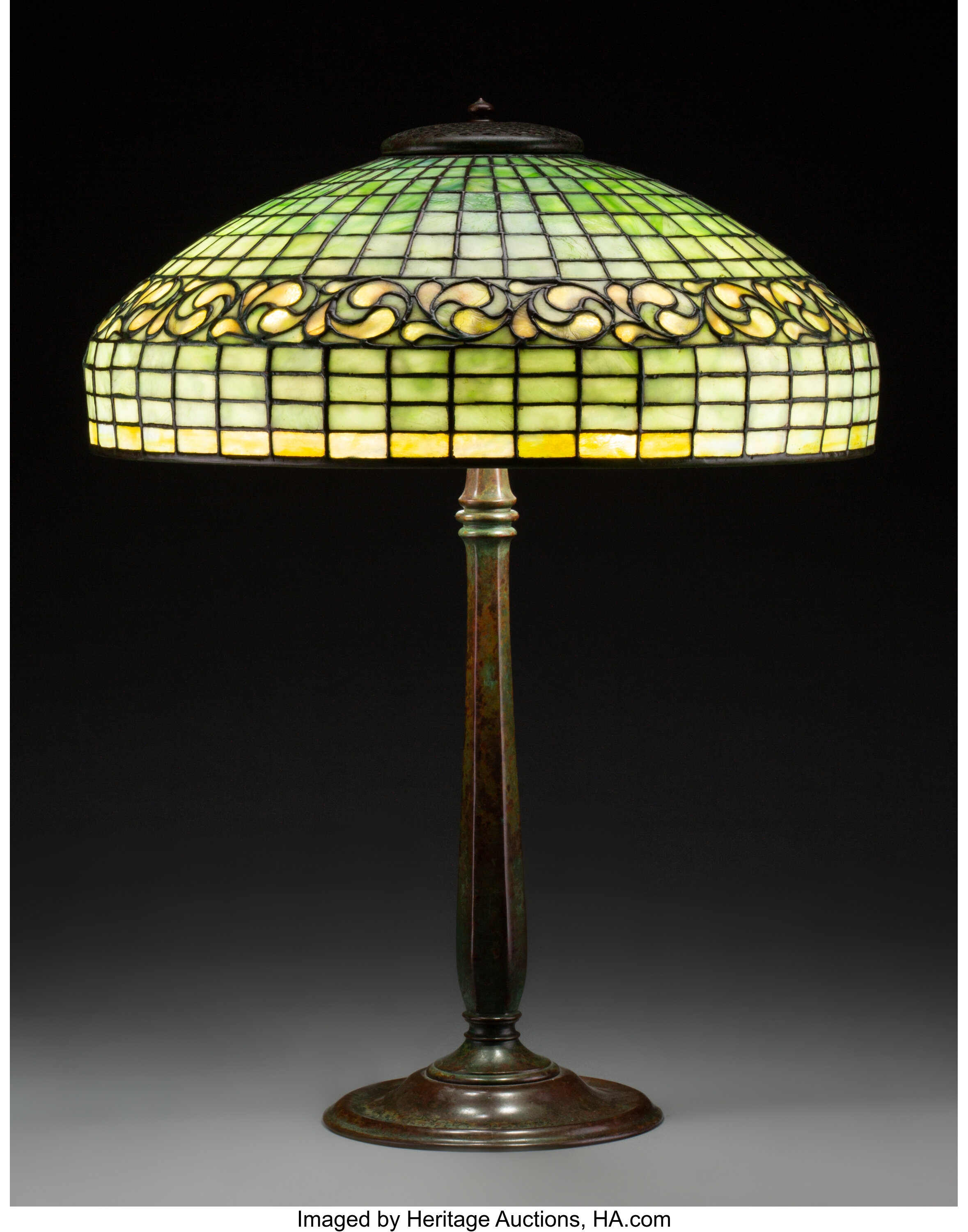 Tiffany Studios Leaded Glass and Bronze Swirling Leaf Table Lamp. | Lot ...